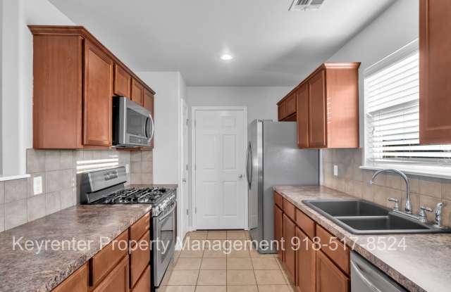 3 Bed | 2 Bath in Owasso! photos photos