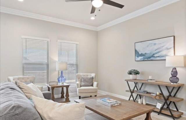 18 Hydrangea Boulevard Gallery 3