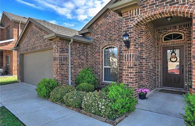 981 English Ivy Drive Gallery 2