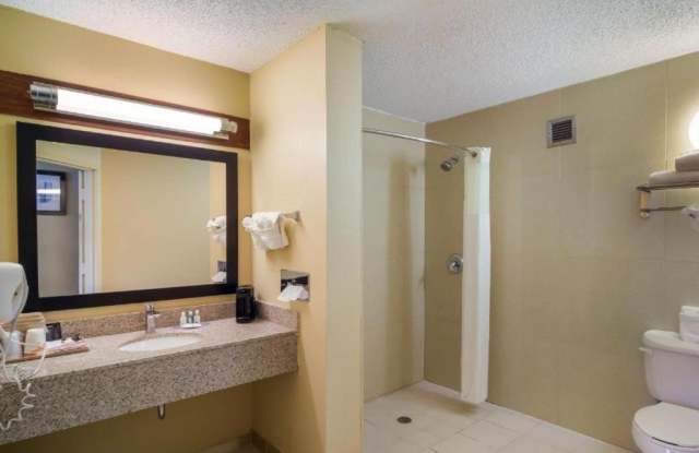6802 Commonwealth Ave Avenue photos photos