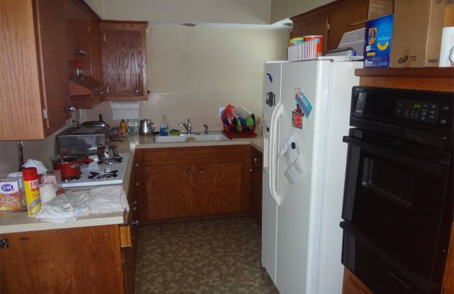 842 25th Ave. SE - 842 Southeast 25th Avenue, Minneapolis, MN 55414