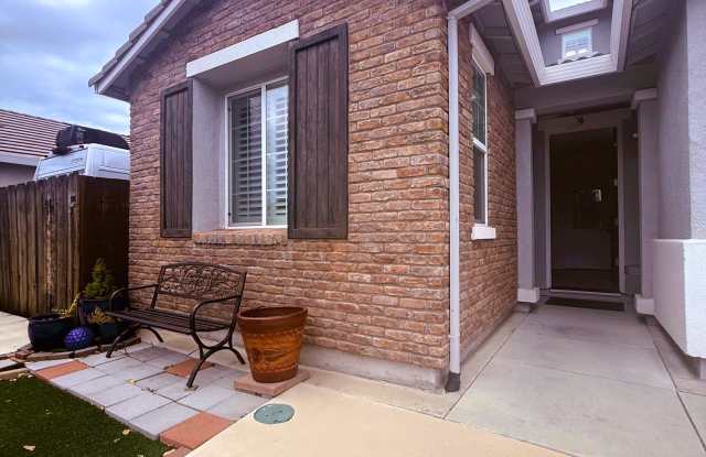 873 Geronimo St Unit A photos photos