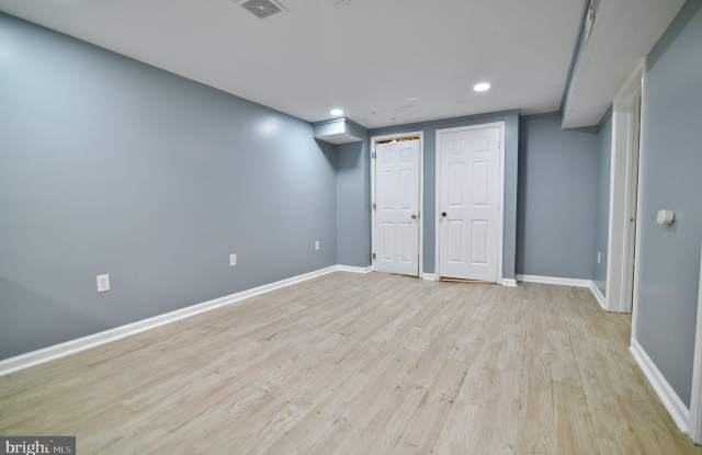 20 GREENFIELD Road Gallery 4