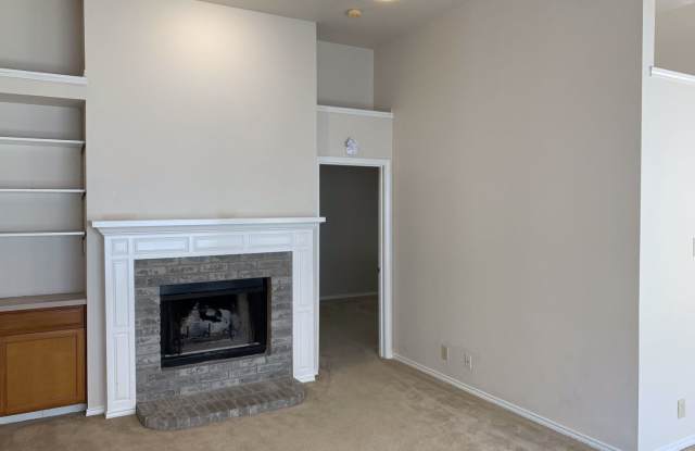 5803 Spring Crossing Gallery 3