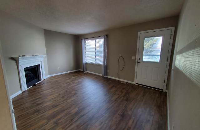 16369 E Radcliff Pl Apt B Gallery 4