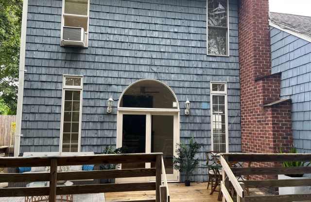 73 Railroad Street - 73 Railroad Street, Greenlawn, NY 11740