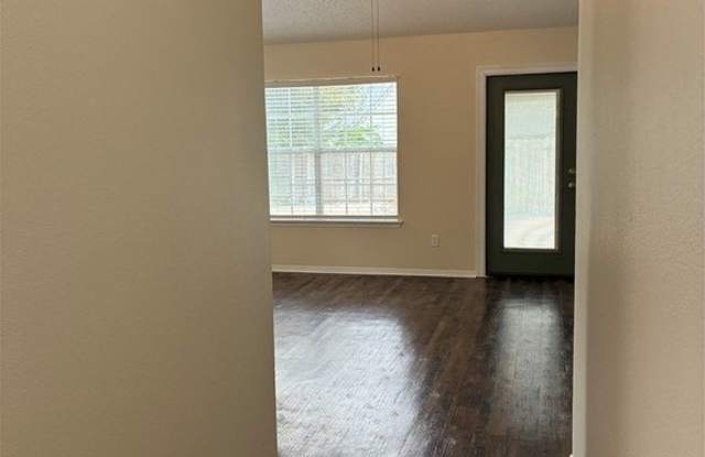 4294 Backus Avenue Gallery 2