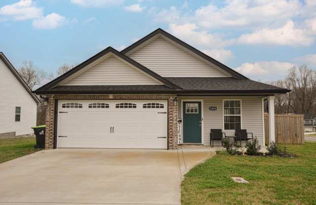 Pet Friendly Three Bedroom! photos photos