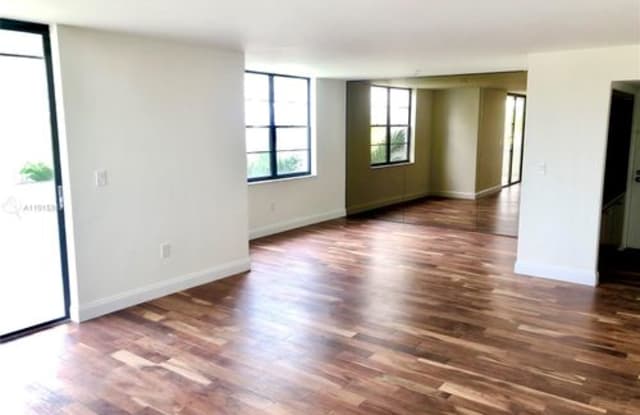 10854 Southwest 88th Street - 10854 SW 88th St, Kendall, FL 33176