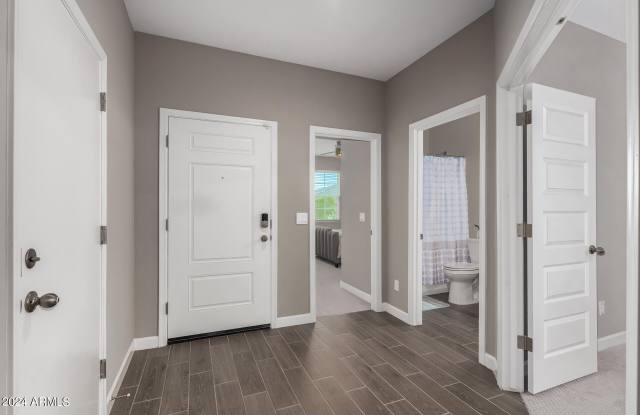 23950 W Hilton Avenue photos photos