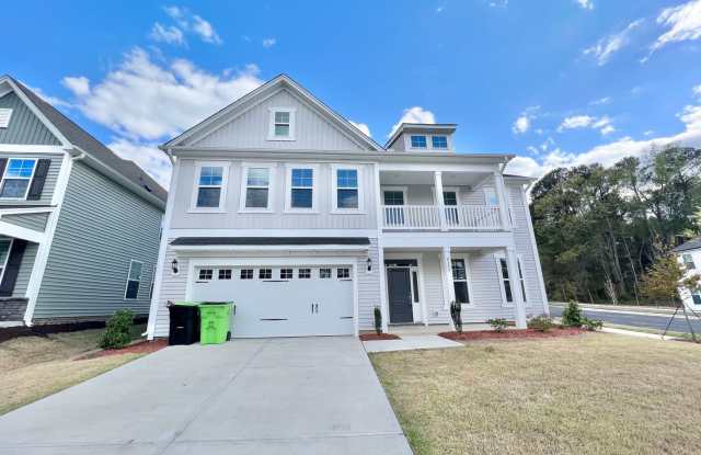 Exquisite 5BD, 4.5BA Knightdale House with Oversized Features, HOA Amenities, and 2-Car Attached Garage - 4377 Stoney Falls Way, Wake County, NC 27545