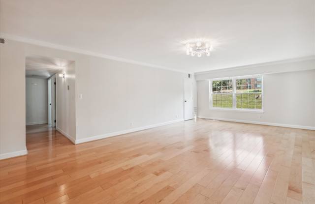 7621 Tremayne Pl Apt 111 Gallery 3