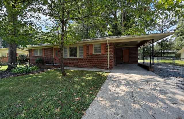 Brick 3/1 House in Garden Lakes- $1,495 photos photos