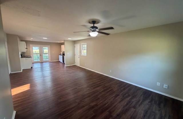 6409 Deming Lane Gallery 4