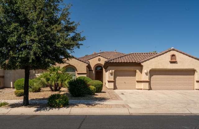 914 W ORCHARD Lane - 914 West Orchard Lane, Litchfield Park, AZ 85340