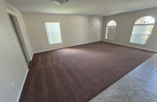 2109 Maeve Circle Gallery 2