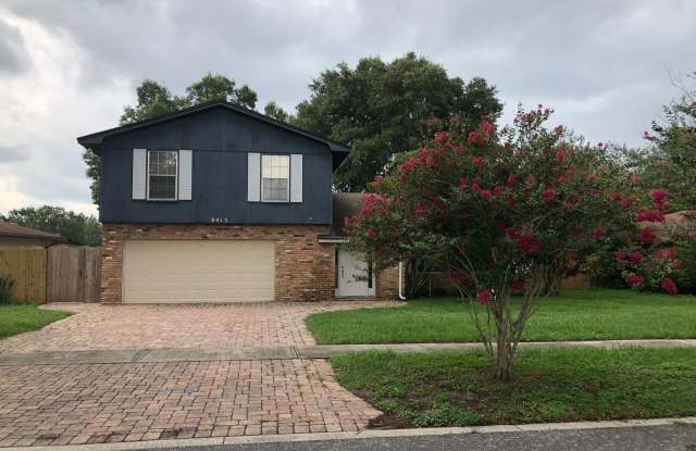 8413 SHADY GLEN Drive Gallery 1