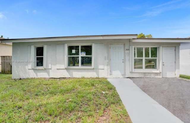3505 SW 12th Ct photos photos