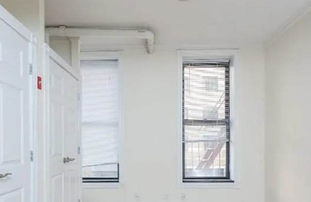 46 Avenue B Gallery 4