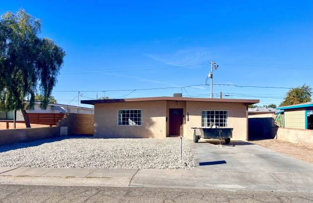 1318 South 10th Avenue photos photos