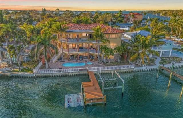 7802 CAUSEWAY BOULEVARD S Gallery 2