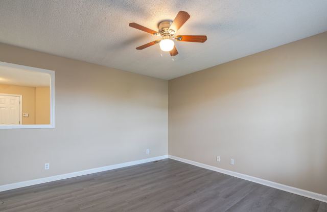 Move-In Special Available! Move-In & Save! Half Off Your First Month + Application Fee Credit! Gallery 4