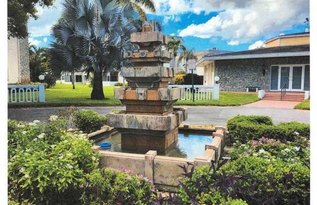4411 NW 16 Gallery 2