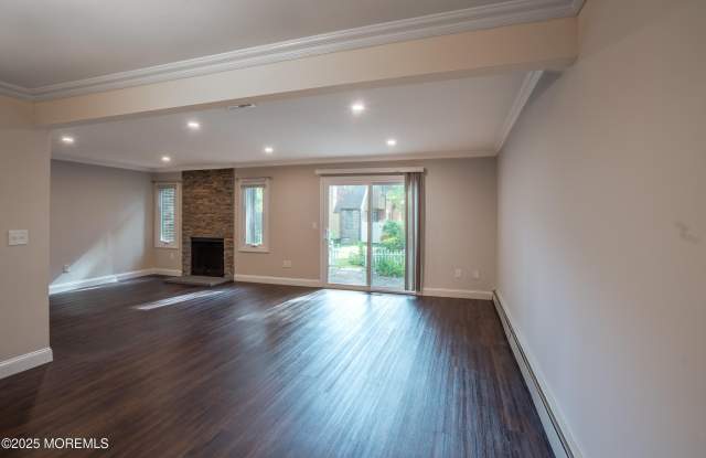 904 Schooner Drive - 904 Schooner Drive, Toms River, NJ 08753