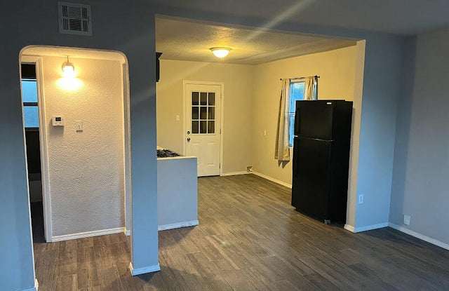 4728 Sierra Vista Drive Gallery 4