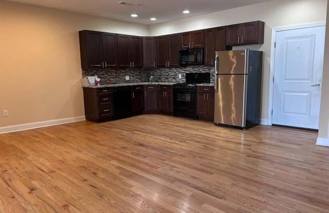 1400-1414 S. DARIEN STREET photos photos