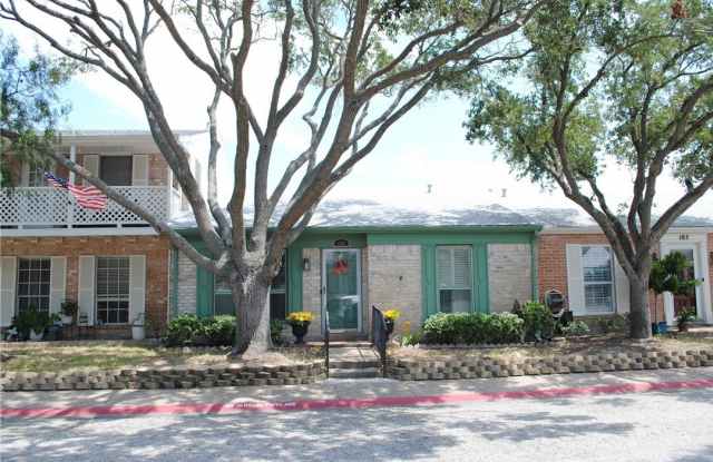 101 Townhouse photos photos