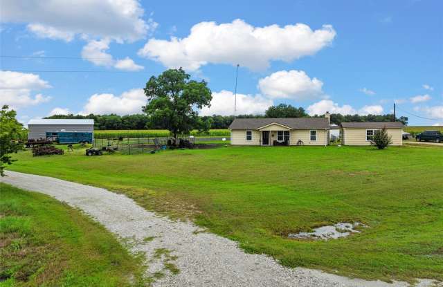 2851 Fm 339 Gallery 1