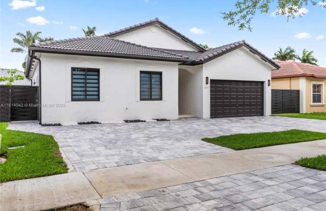 16853 NW 89th Ct Gallery 2