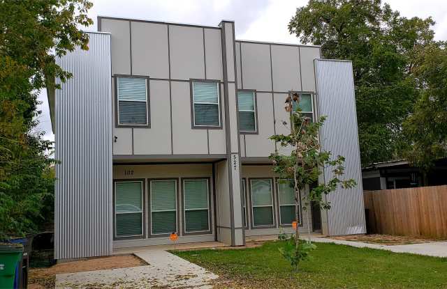 527 South Olive Street - 102 photos photos