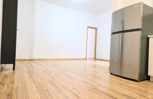 318 6th Street Gallery 4