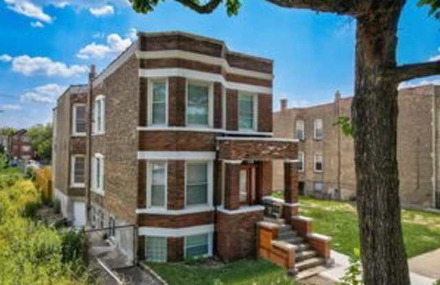 3115 W Flournoy Street - 3115 West Flournoy Street, Chicago, IL 60612