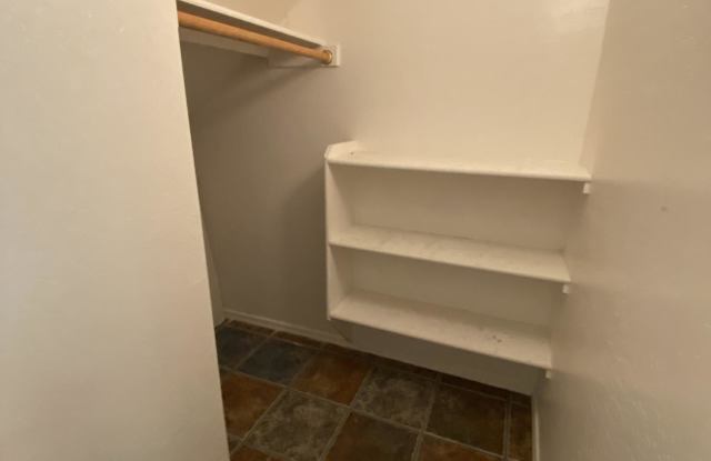 5154 W RIVIERA Drive Gallery 4