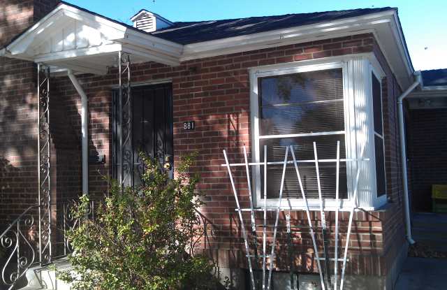 881 Wilson Ave photos photos