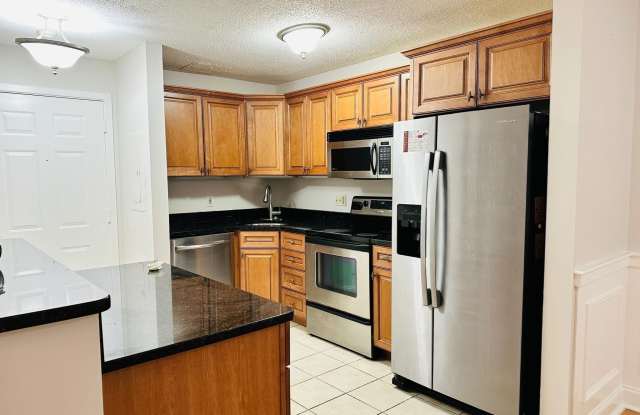 450 Brookside Dr Gallery 2
