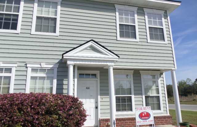 400 Conley Dr photos photos