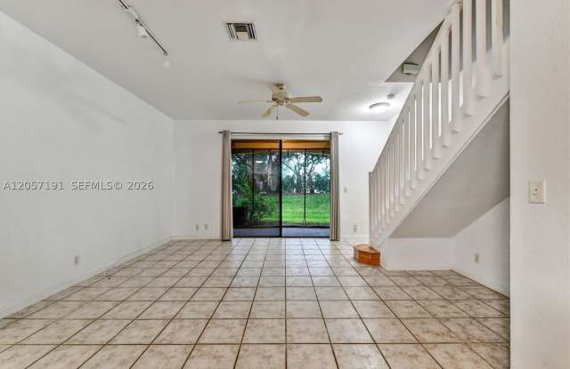 3897 Tree Top Dr Gallery 4