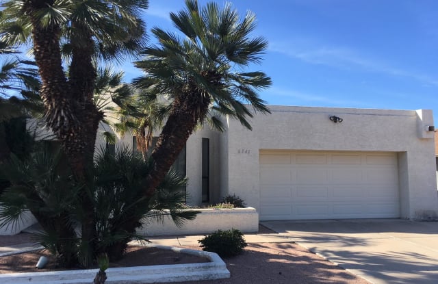 6741 E BEVERLY Lane - 6741 East Beverly Lane, Phoenix, AZ 85254