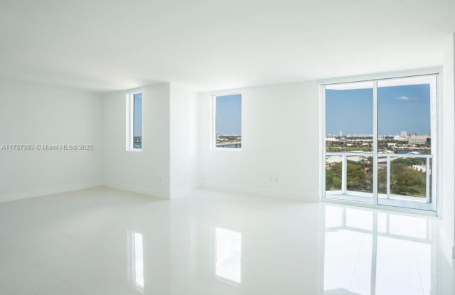 244 Biscayne Blvd photos photos