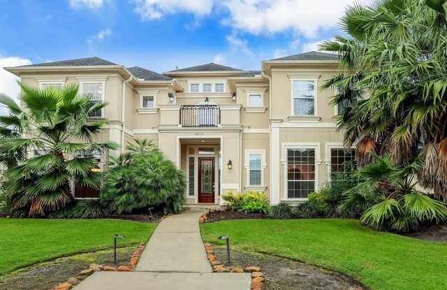 2014 IVY CREST Court Gallery 2