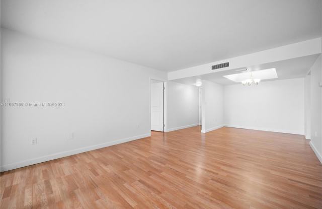 10855 Southwest 112nd Avenue Gallery 4