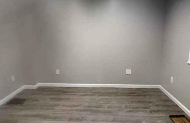 2001 Coral Way Gallery 3