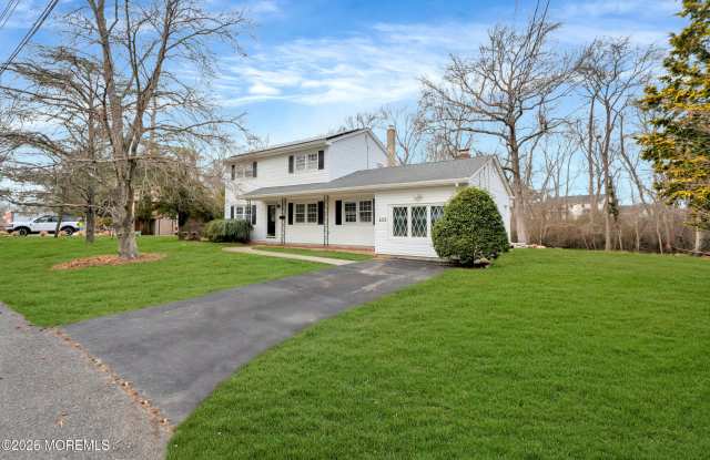 429 Lake Avenue photos photos