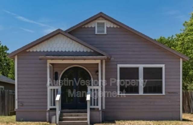 805 Victoria St - 805 Victoria Street, Taylor, TX 76574