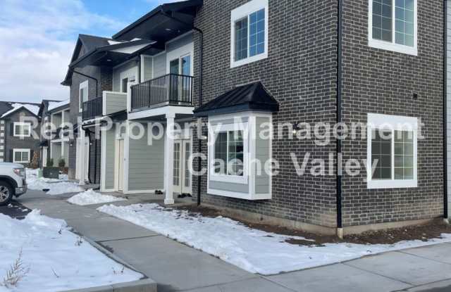 1532 N 160 W, #104 photos photos