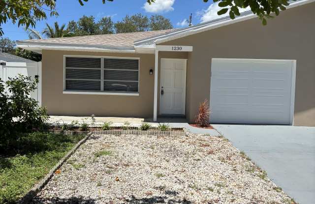 1230 Amble Lane photos photos